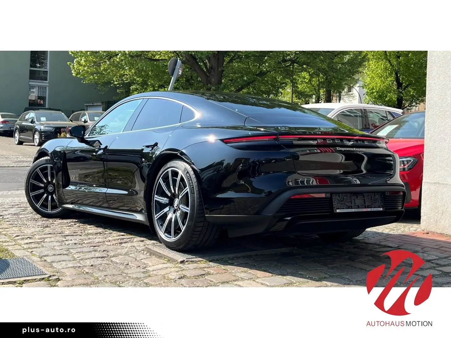 PORSCHE Taycan Turbo