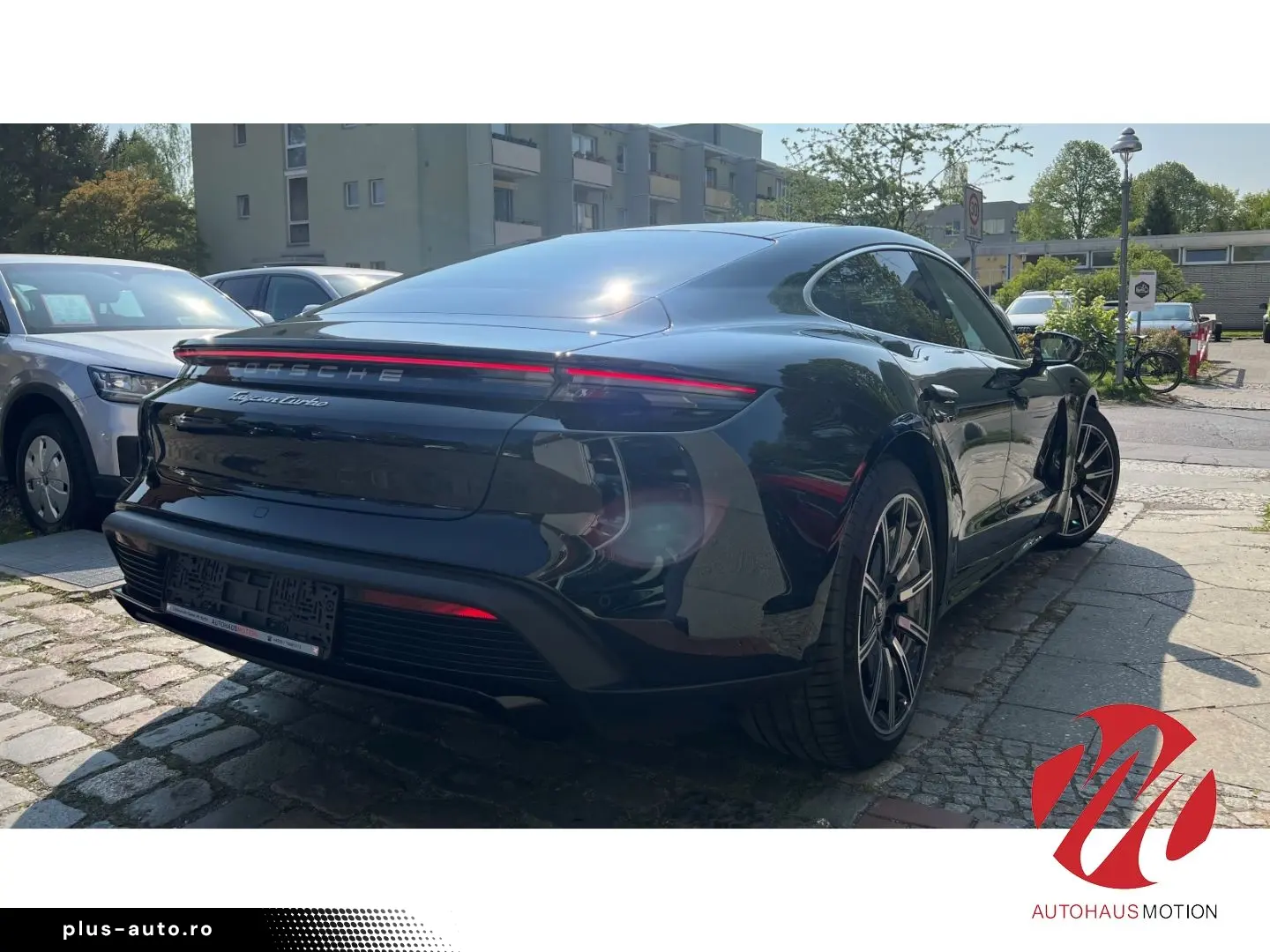 PORSCHE Taycan Turbo