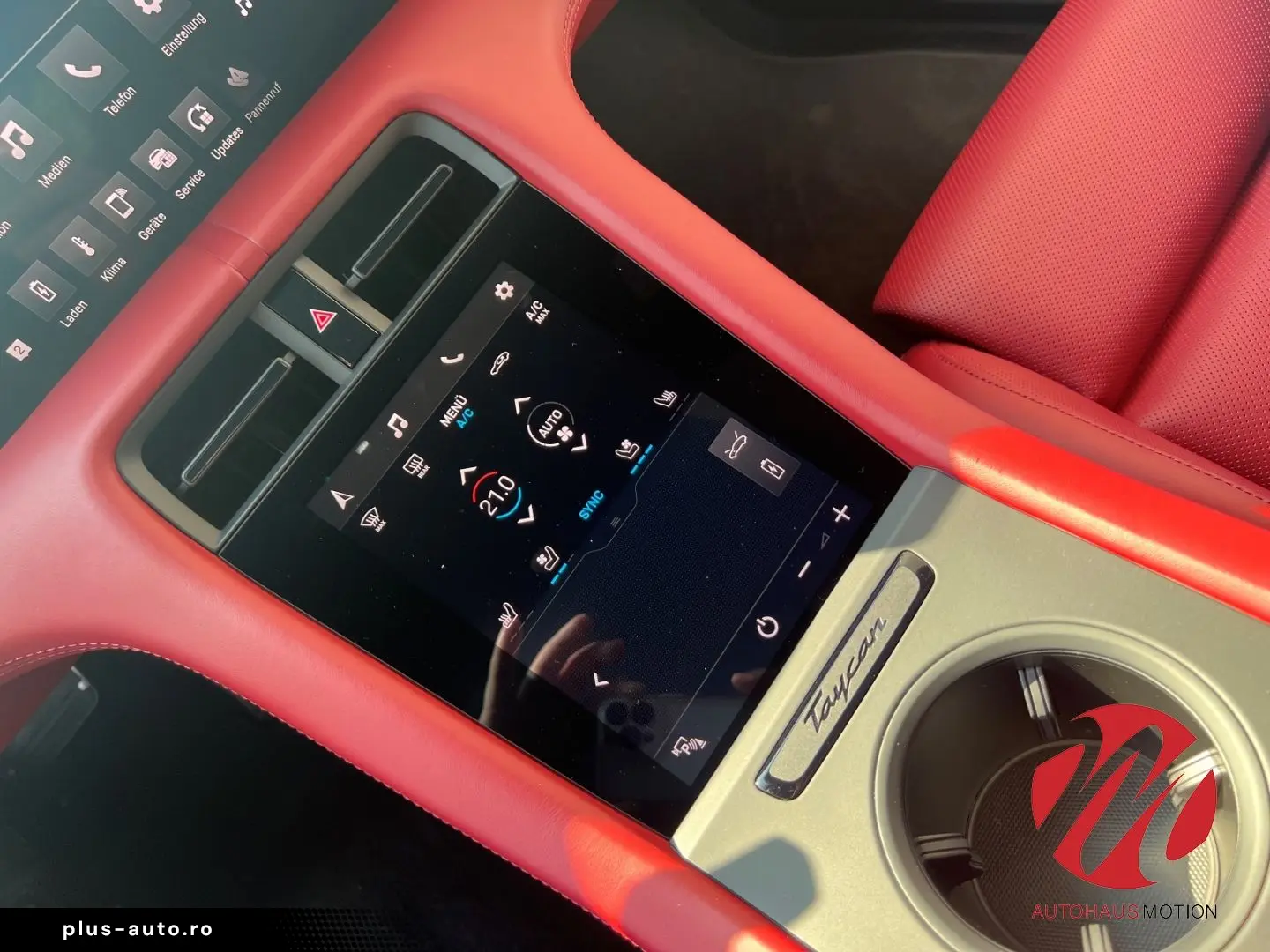 PORSCHE Taycan Turbo