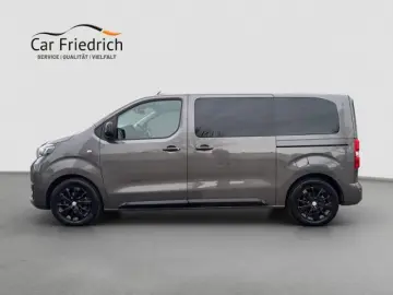 TOYOTA Proace Verso L1 Executive 6 Sitze Design-Paket