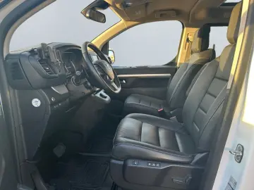 TOYOTA Proace 2 0l-D L2 Verso Executive  StHz HUD CAM