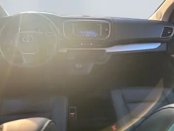 TOYOTA Proace 2 0l-D L2 Verso Executive  StHz HUD CAM