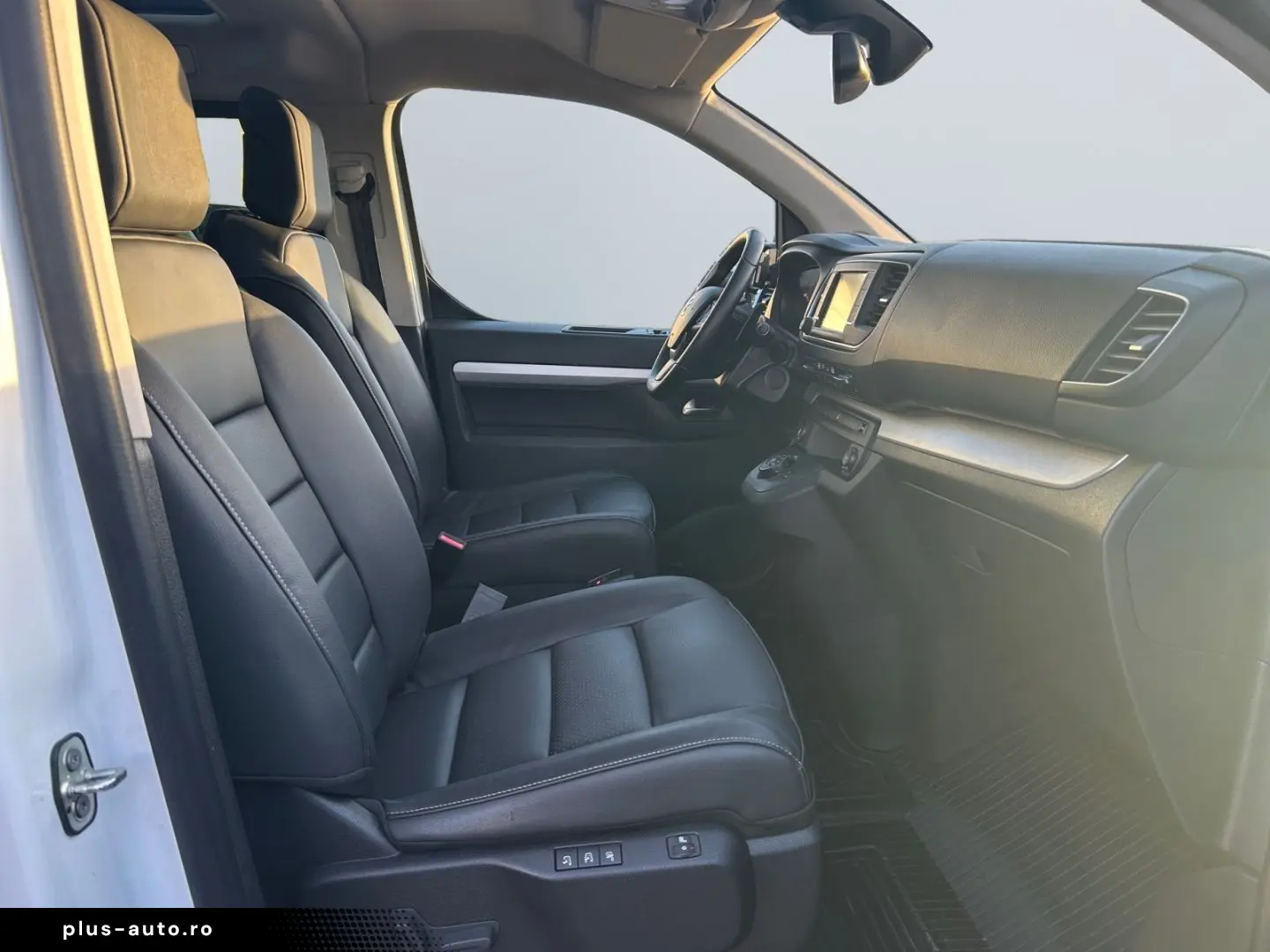 TOYOTA Proace 2 0l-D L2 Verso Executive  StHz HUD CAM