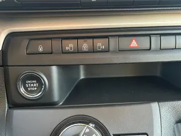 TOYOTA Proace 2 0l-D L2 Verso Executive  StHz HUD CAM