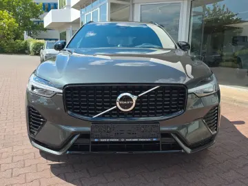 VOLVO XC60 T8 AWD R Design AirSusp Bowers&W Ventilation 360
