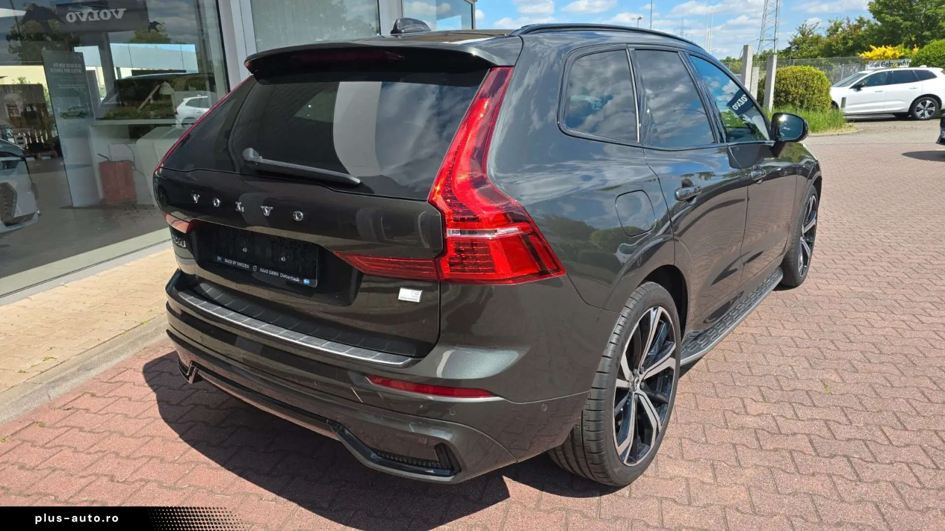 VOLVO XC60 T8 AWD R Design AirSusp Bowers&W Ventilation 360