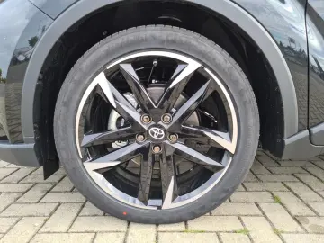 TOYOTA C-HR Hybrid GR Sport Black Edition JBL NAVI LED