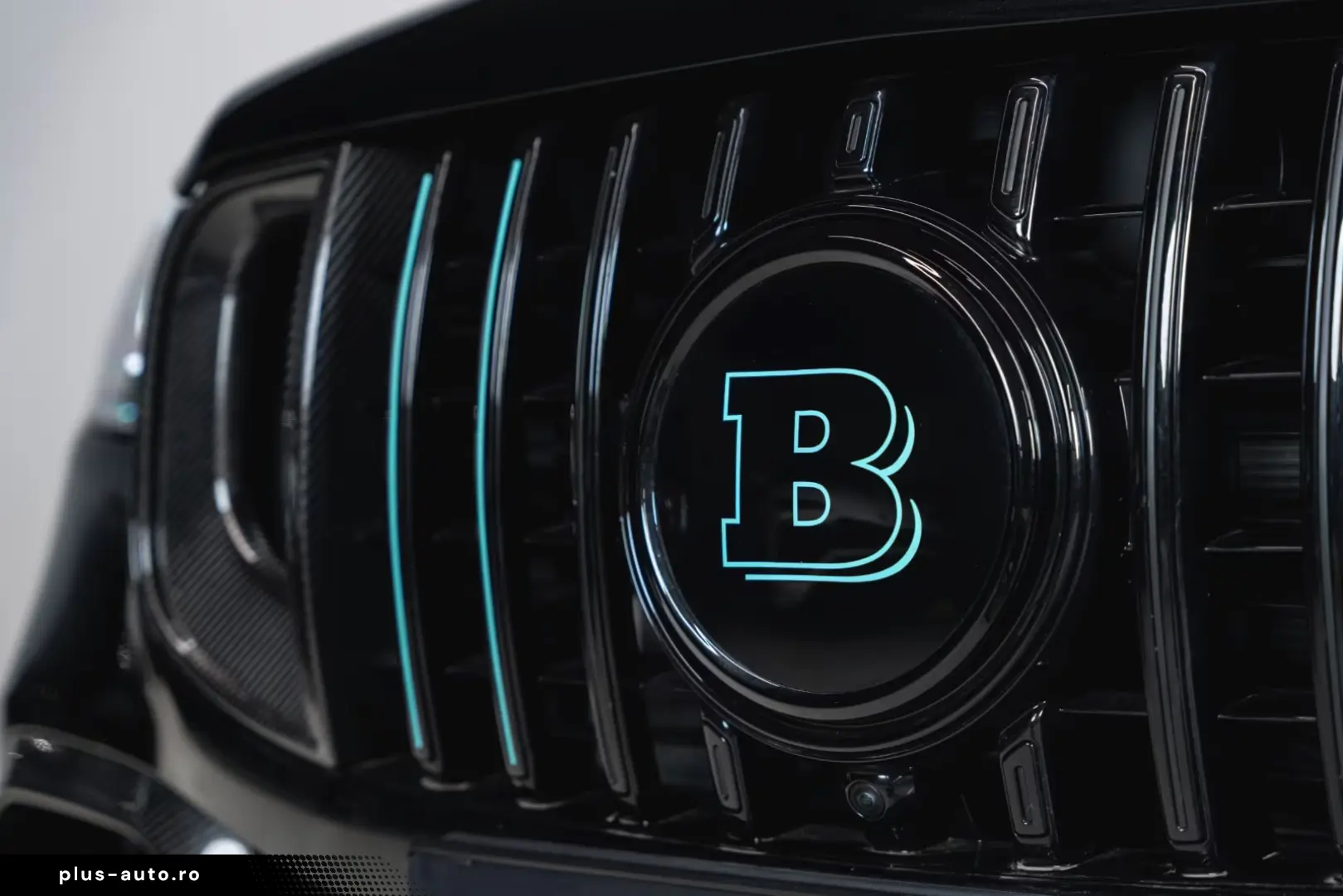 Mercedes-Benz GLS 63 BRABUS 800  FULL CARBON