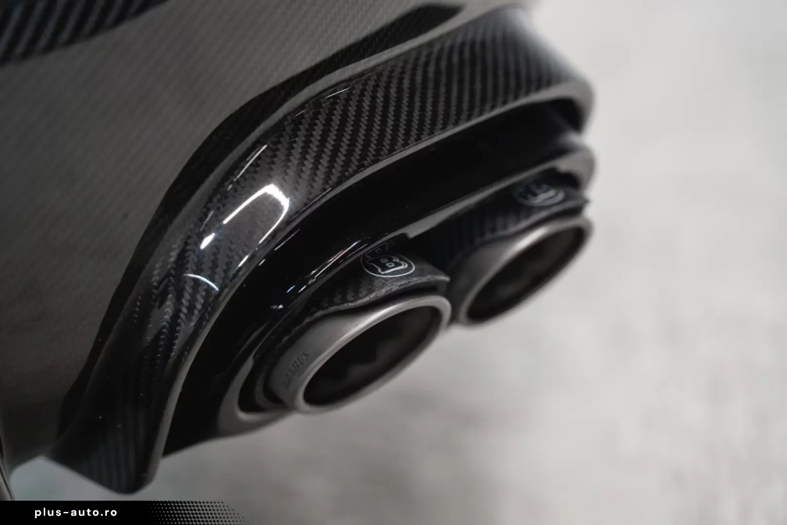 Mercedes-Benz GLS 63 BRABUS 800  FULL CARBON