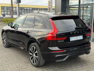 VOLVO XC60 B5 AWD Ultimate Dark 360 Massage Ventil HK
