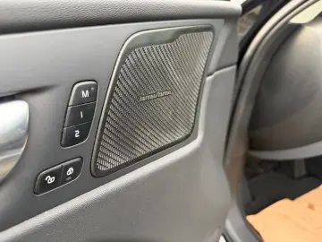 VOLVO XC60 B5 AWD Ultimate Dark 360 Massage Ventil HK