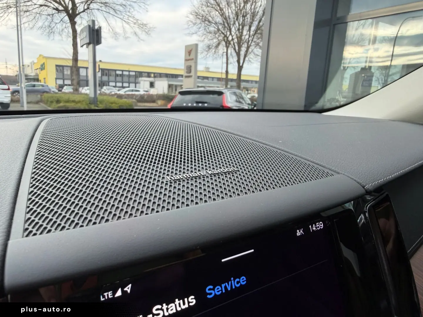 VOLVO XC60 B5 AWD Ultimate Dark 360 Massage Ventil HK