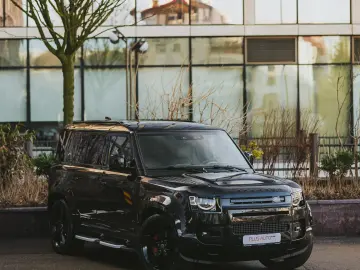 Land Rover Defender 110 X P400