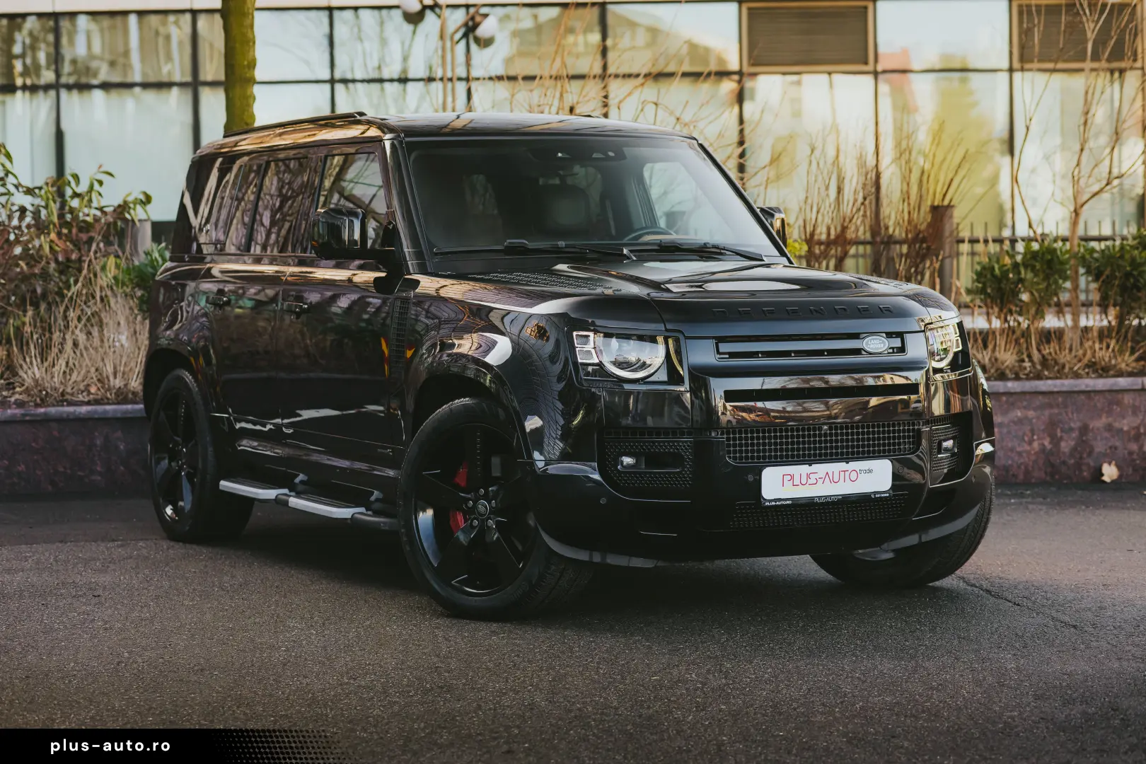 Land Rover Defender 110 X P400