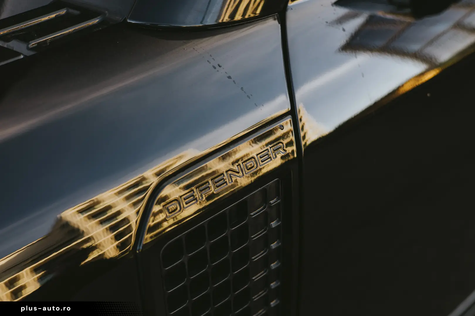 Land Rover Defender 110 X P400