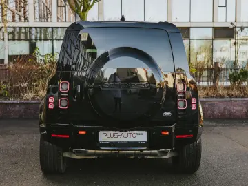 Land Rover Defender 110 X P400