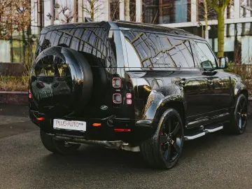 Land Rover Defender 110 X P400