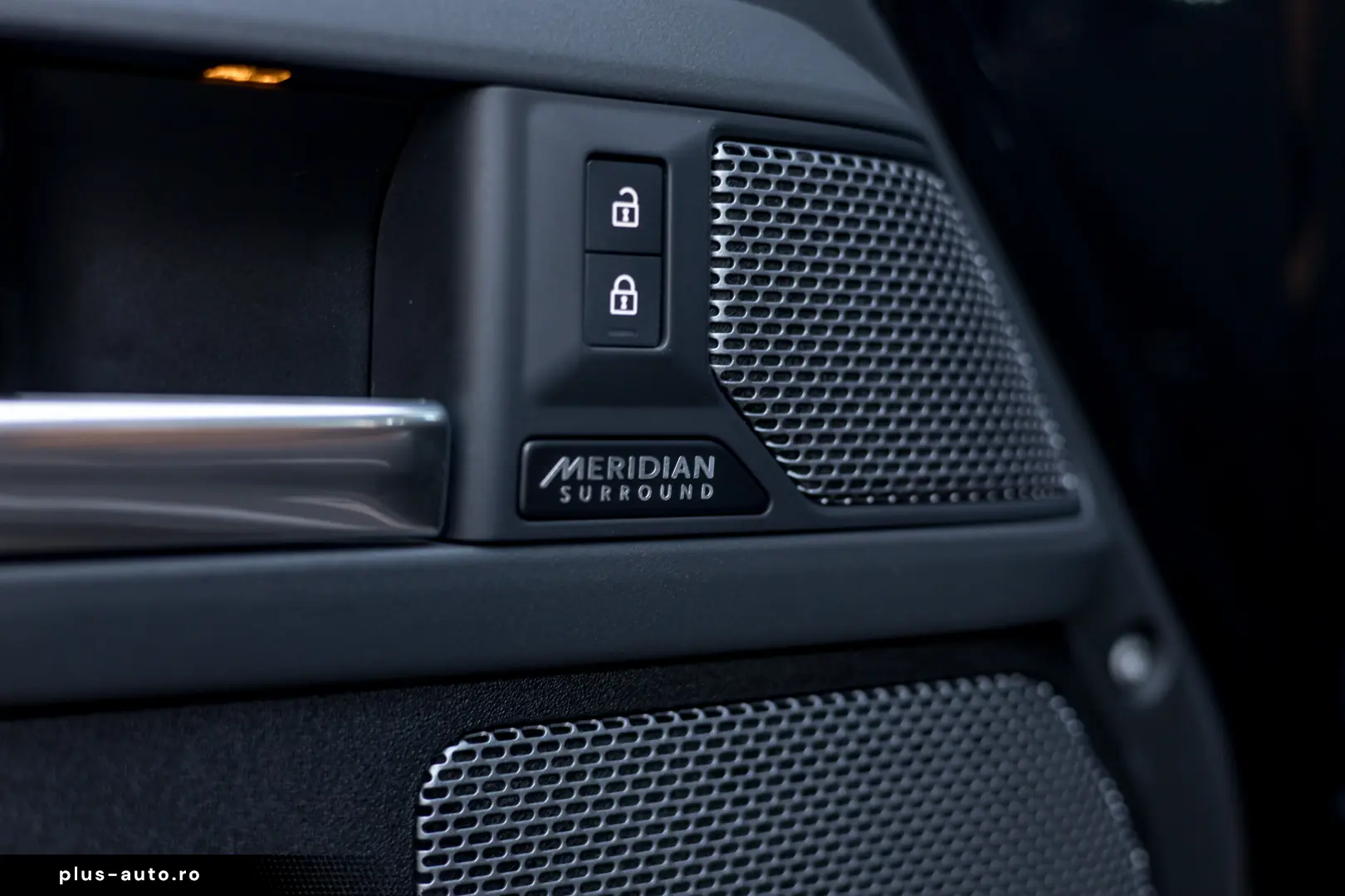 Land Rover Defender 110 X P400