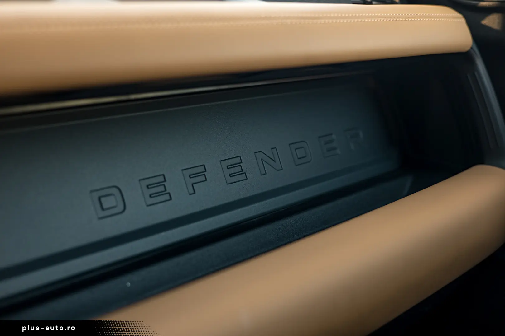 Land Rover Defender 110 X P400