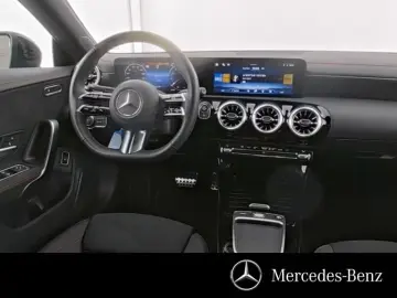 MERCEDES-BENZ CLA 220 4M AMG