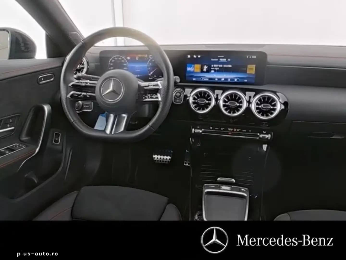 MERCEDES-BENZ CLA 220 4M AMG