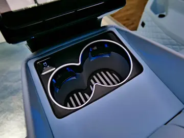 Mercedes-Benz V 300 MANSORY   VIP SEATS