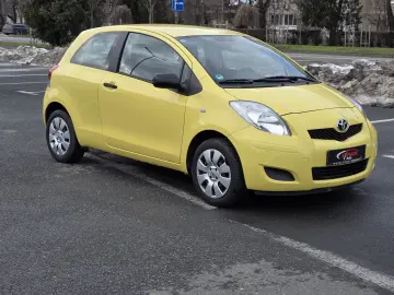 Toyota Yaris Euro 5  Livrare  Garantie  Rate fixe