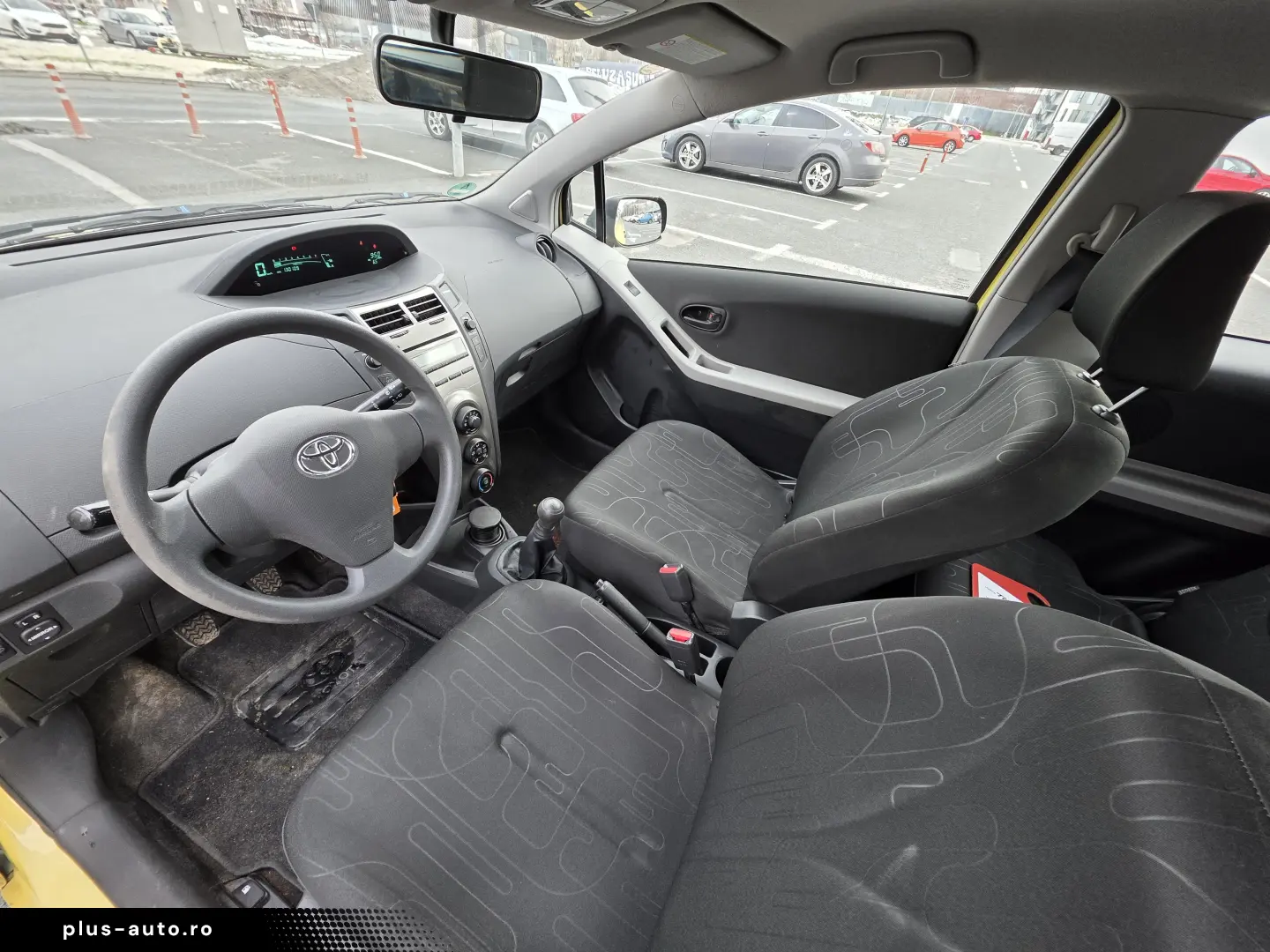 Toyota Yaris Euro 5  Livrare  Garantie  Rate fixe