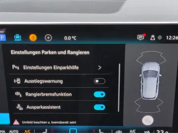 VW Golf VIII GOAL TDI DSG AHK LED  ACC Navi R-Kam