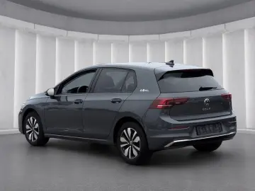 VW Golf VIII GOAL TDI DSG AHK LED  ACC Navi R-Kam