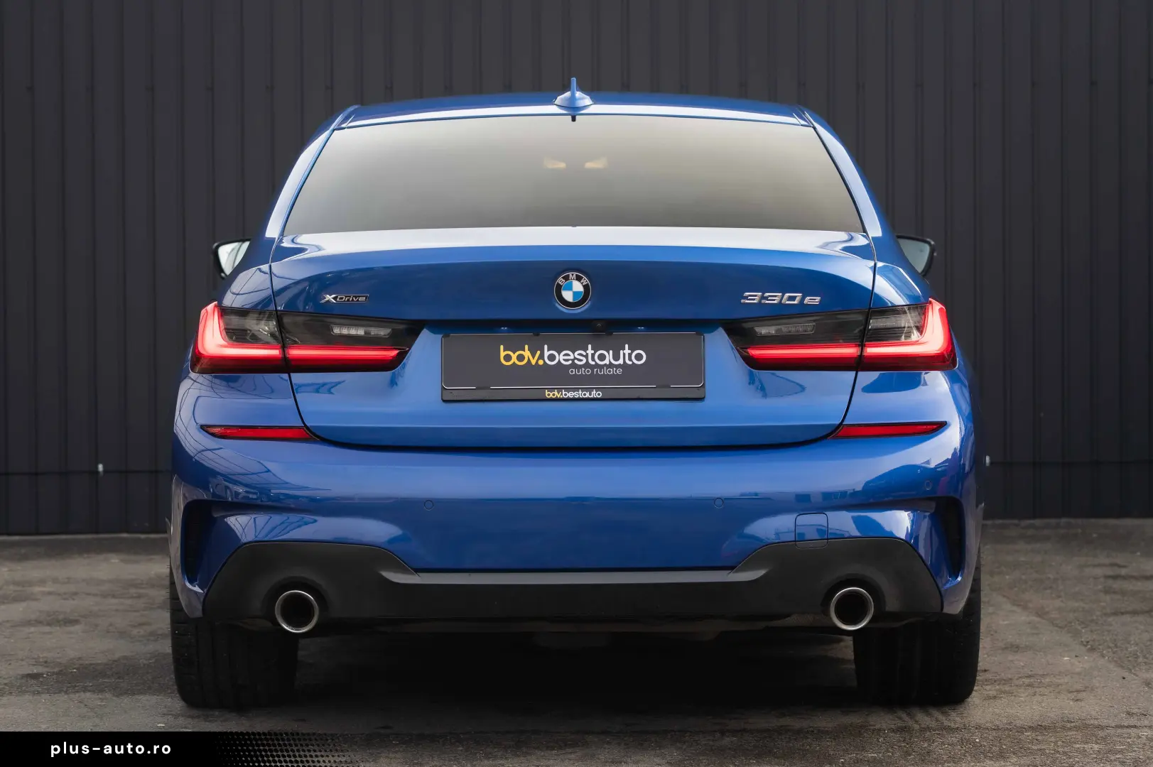 BMW Seria 3 330e xDrive Aut. M Sport