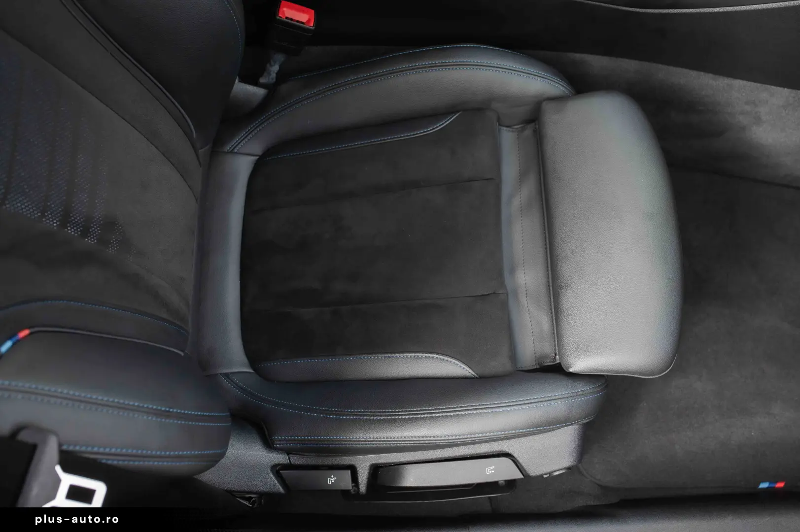 BMW Seria 3 330e xDrive Aut. M Sport