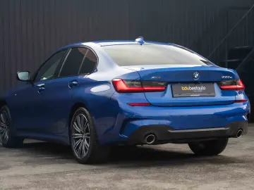BMW Seria 3 330e xDrive Aut. M Sport