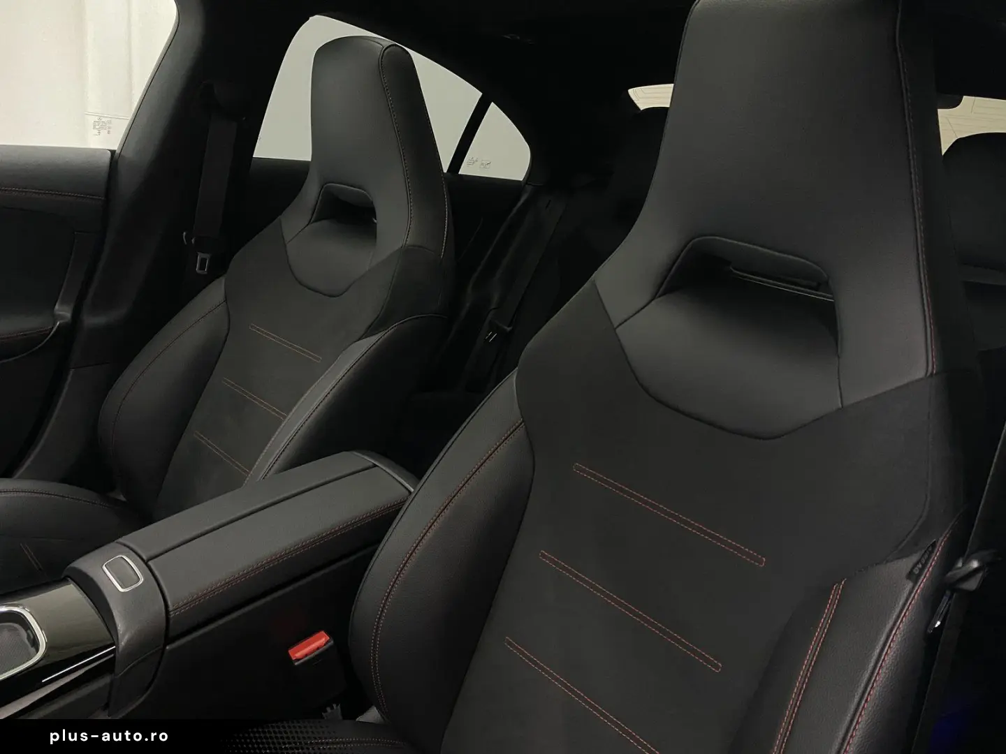 MERCEDES-BENZ CLA 220 d Coupé AMG