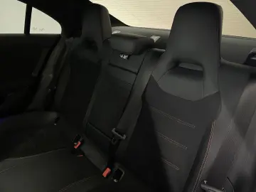 MERCEDES-BENZ CLA 220 d Coupé AMG