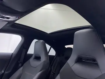 MERCEDES-BENZ CLA 220 d Coupé AMG