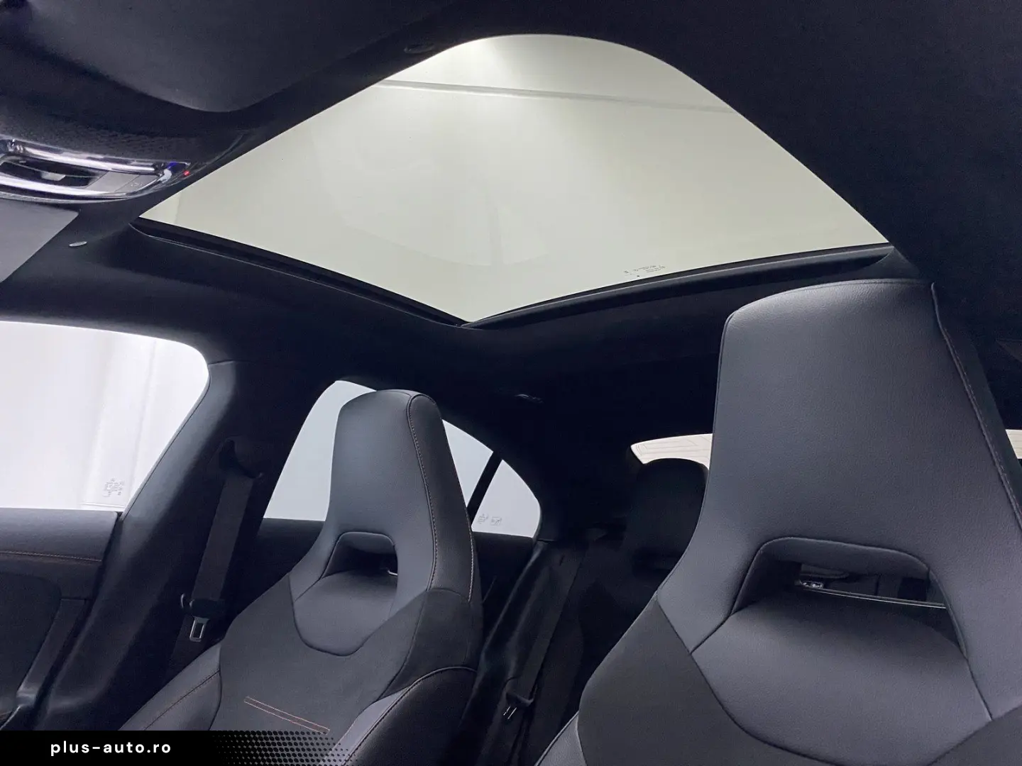 MERCEDES-BENZ CLA 220 d Coupé AMG