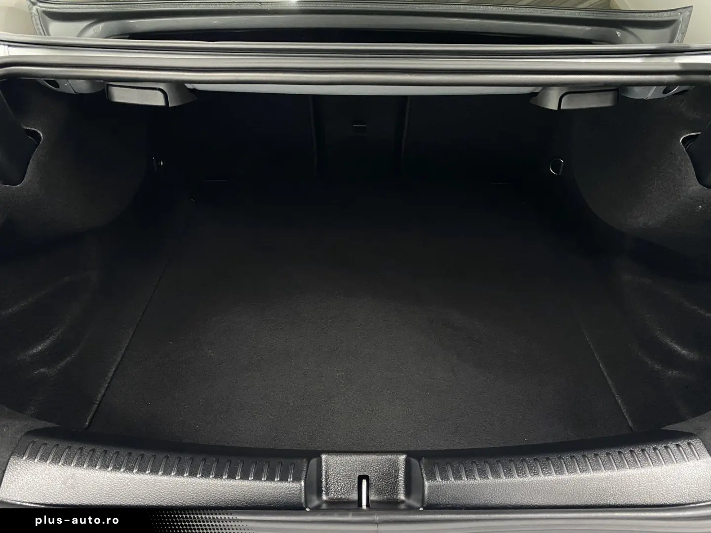 MERCEDES-BENZ CLA 220 d Coupé AMG