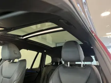 BMW X3 xDrive 30e M Sportpaket Pano Navi LED HK Soun