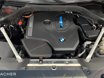 BMW X3 xDrive 30e M-Sport AHK Pano LkdHz LM20  LCPro