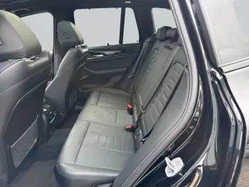 BMW X3 xDrive30e Aut. Laserlicht Harman Kardon Pano