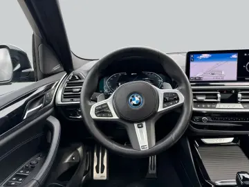 BMW X3 xDrive30e Aut. Laserlicht Harman Kardon Pano