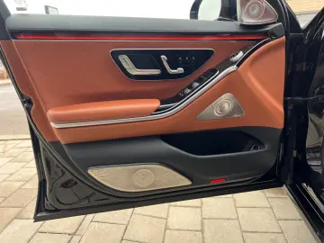 MERCEDES BENZ S580 MAYBACH 4MATIC L 9G-TRONIC