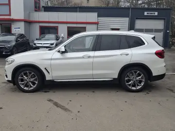 BMW X3 xDrive20d AT xLine