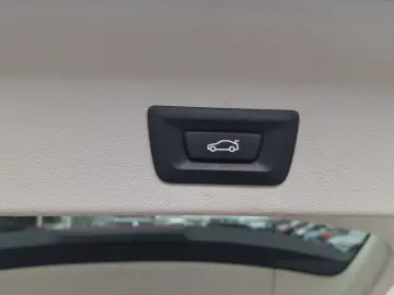 BMW X3 xDrive20d AT xLine