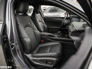 Lexus UX 300e Business