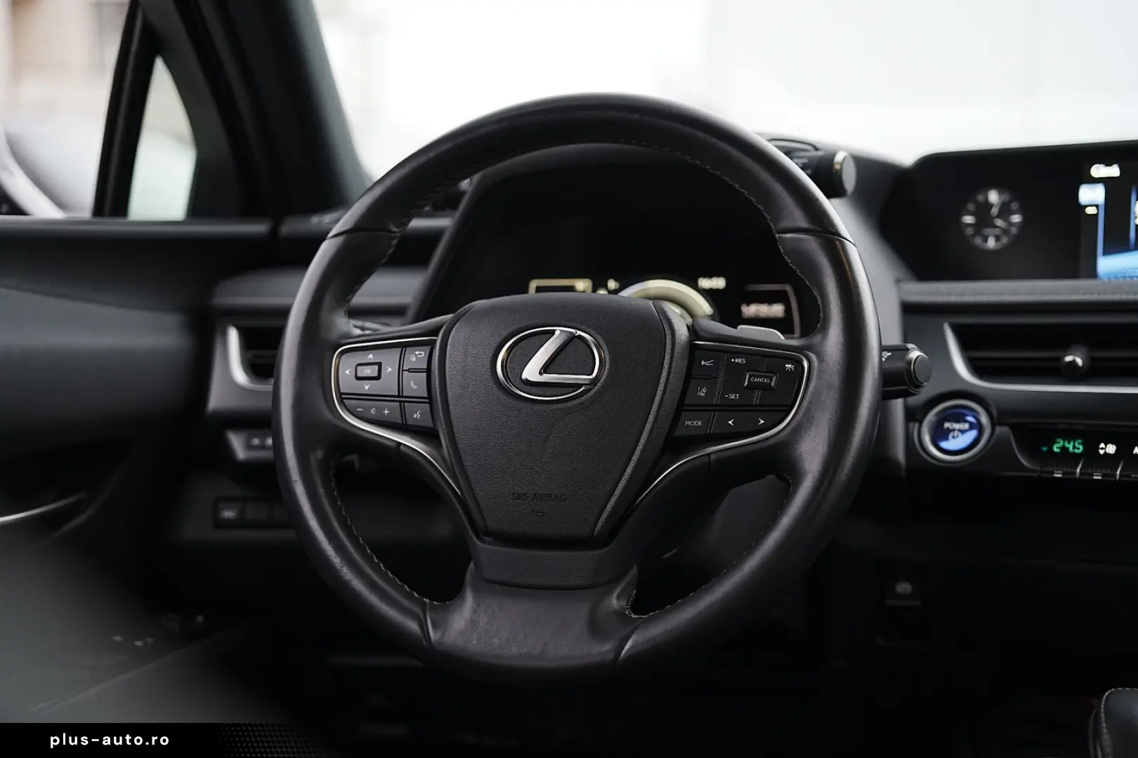 Lexus UX 300e Business