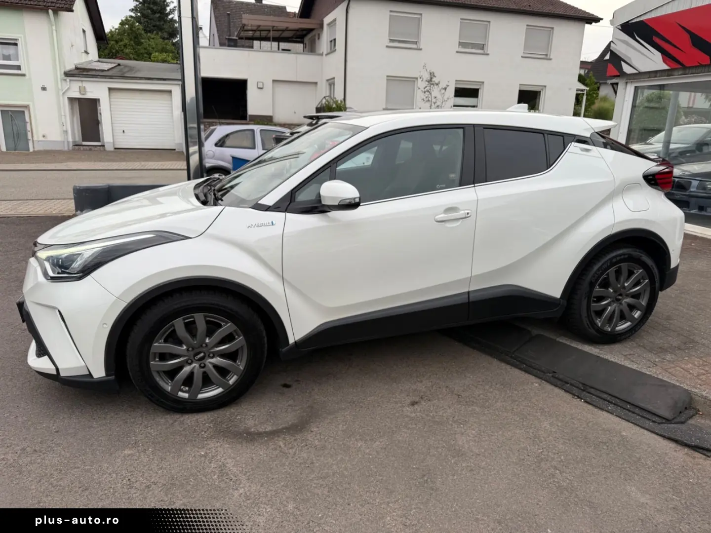 TOYOTA C-HR Hybrid Lounge