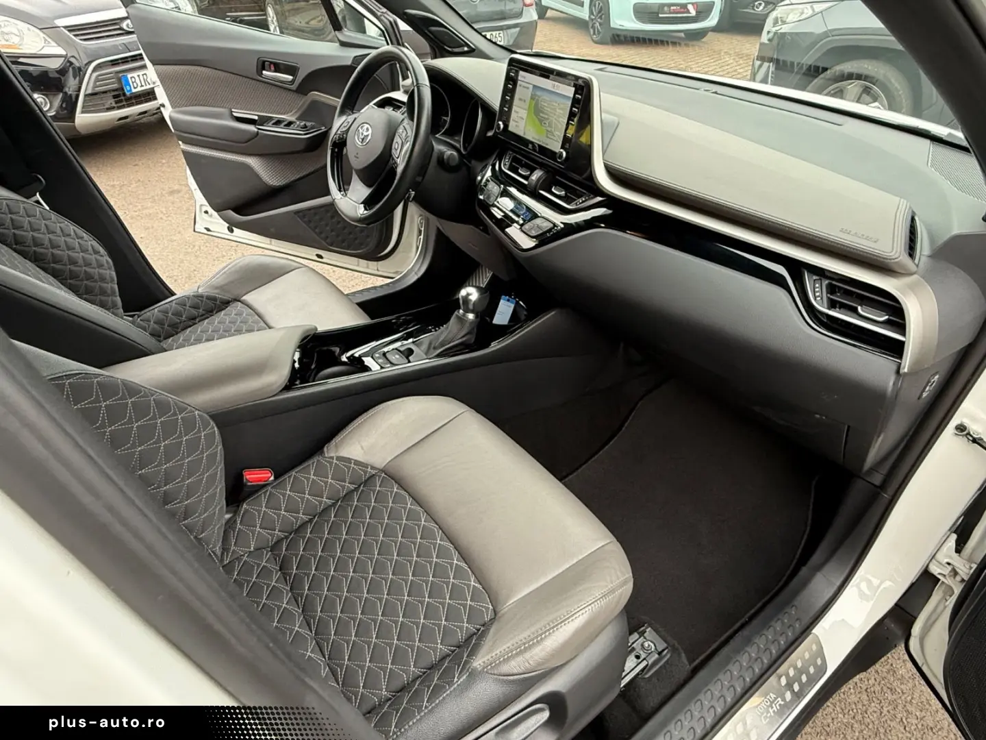 TOYOTA C-HR Hybrid Lounge