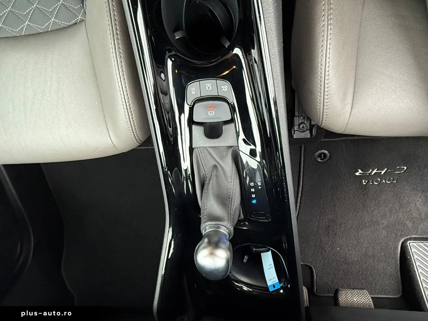 TOYOTA C-HR Hybrid Lounge